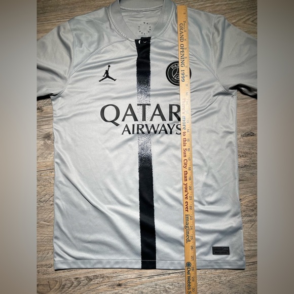 Jordan PSG 22/23 Away Jersey - Messi #30, Size: Medium - Picture 3 of 8